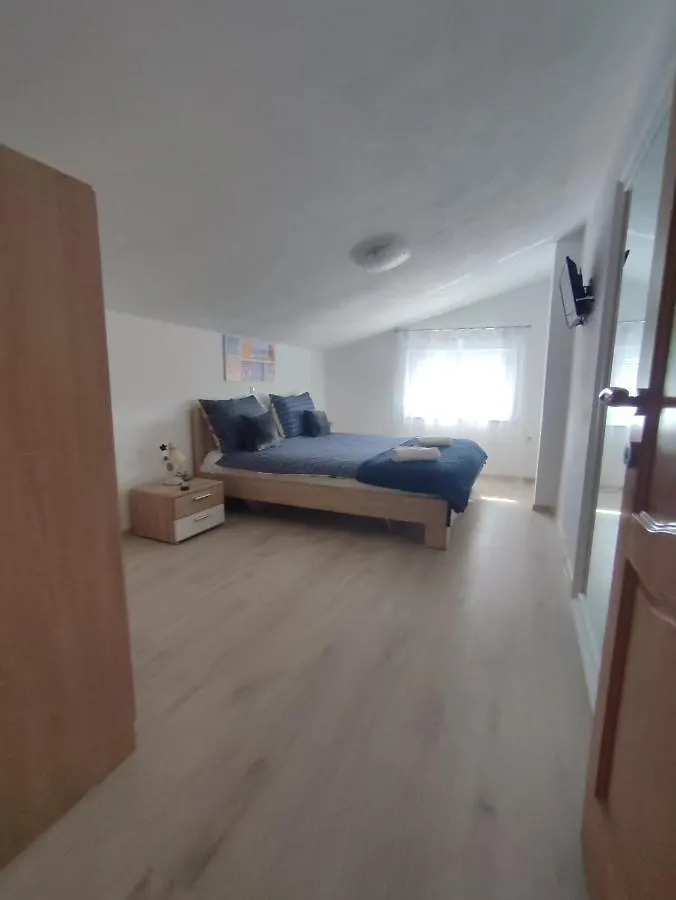Apartman Emir Lejlighed Marčana